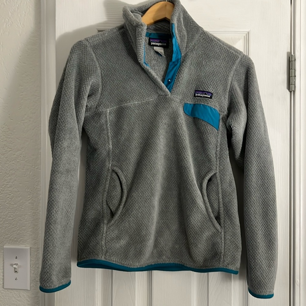XS Patagonia Snap-T Pullover